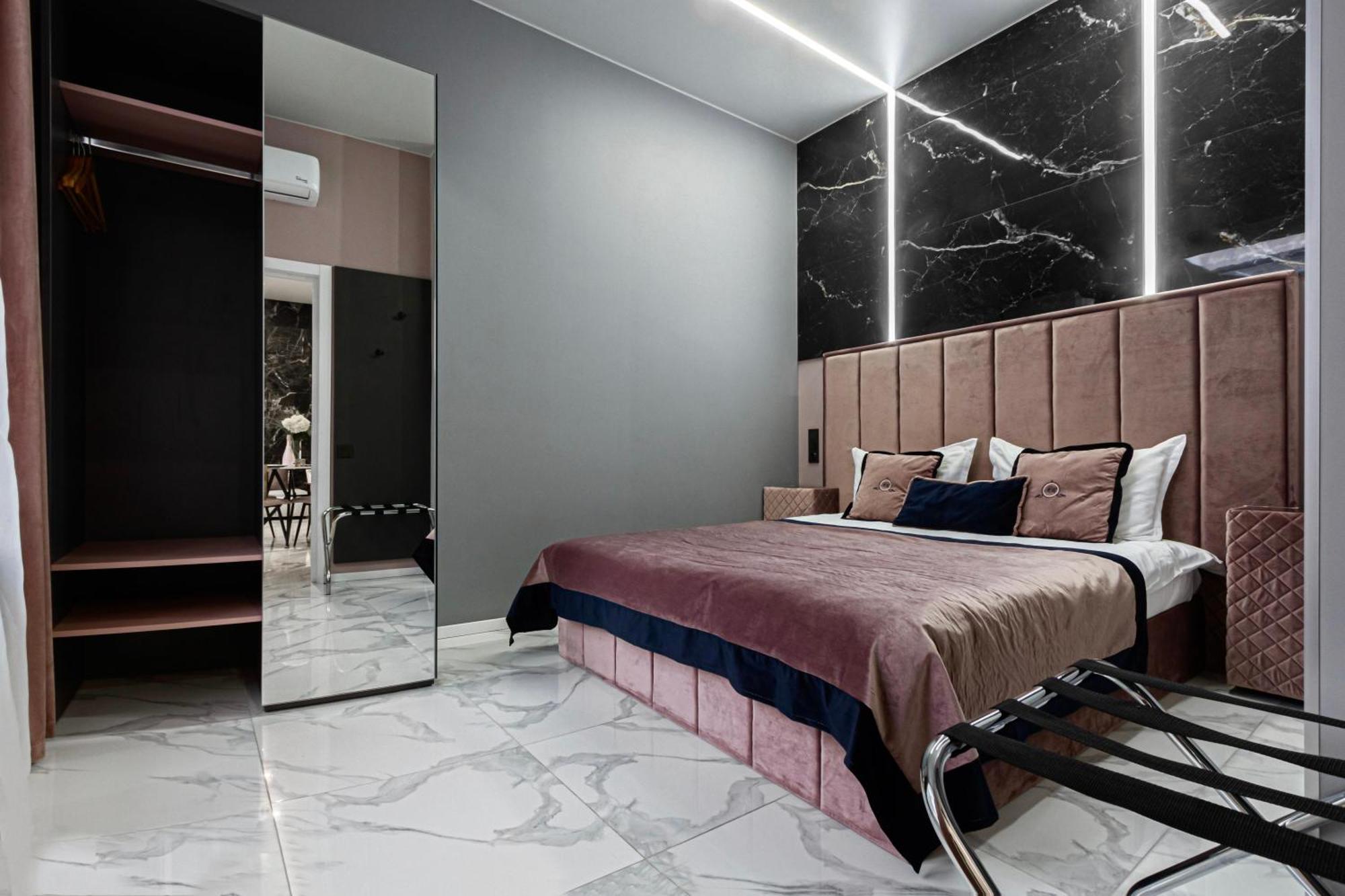 Family Residence Boutique Apartments Lemberg Exterior foto