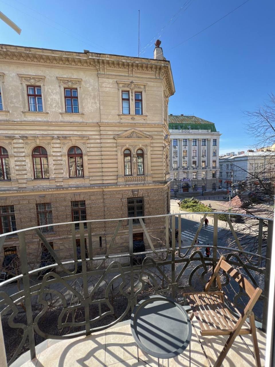 Family Residence Boutique Apartments Lemberg Exterior foto
