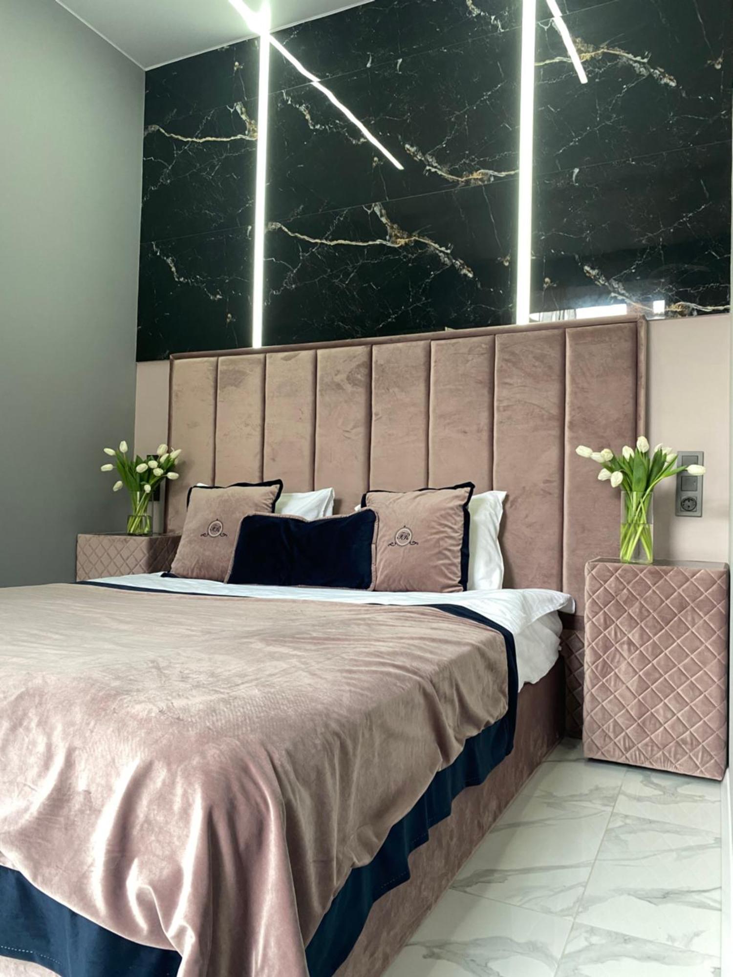 Family Residence Boutique Apartments Lemberg Zimmer foto